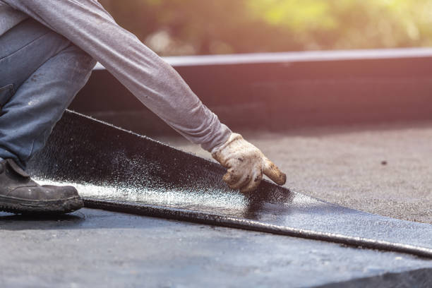 Professional Vapor Barrier Installation technician working in Sycamore, IL
